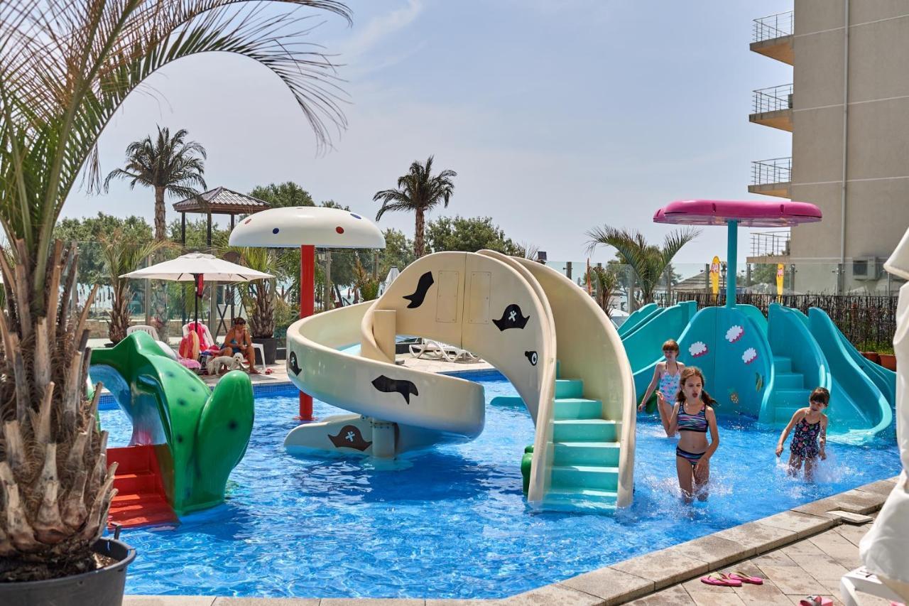 Royale Sundance 7 & Pool Nord * Mamaia